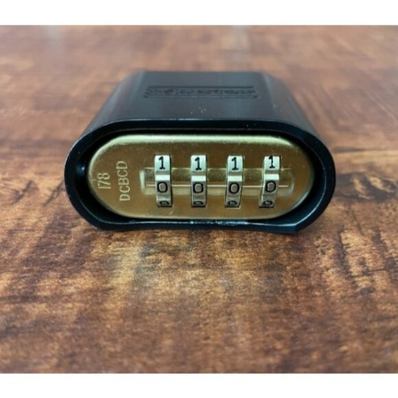 Combination Lock, Set Your Own Combination Lock, Indoor and Outdoor - Picture 3 of 4